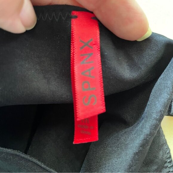 Spanx Black Slimplicity Lingerie-Strap Slip Dress - M, runs small! - Picture 4 of 11